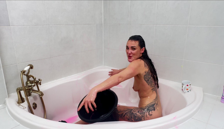 Projectwam: Gunge Tanya Modele dokuczać i prysznic