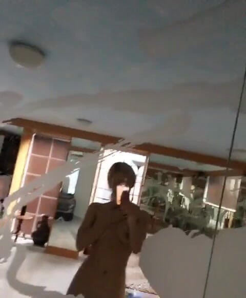 Nesty: Înainte de duș.