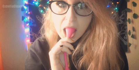 Estrella Steam: Adoro bagnare l'lustre con la mia bocca