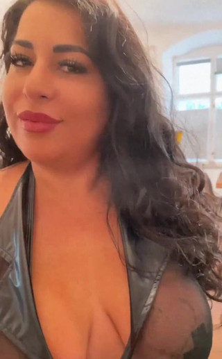 LadyAyse5: Bà chủ Thổ Nhĩ Kỳ 4