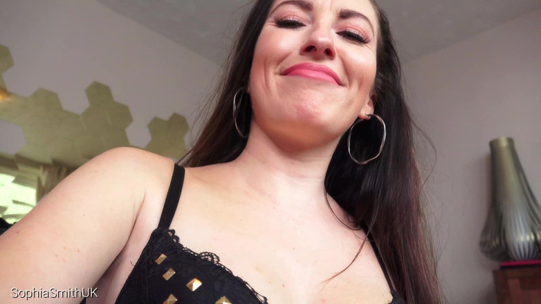 SophiaSmithUK: नायलॉन क्रियान्वित करने वाली