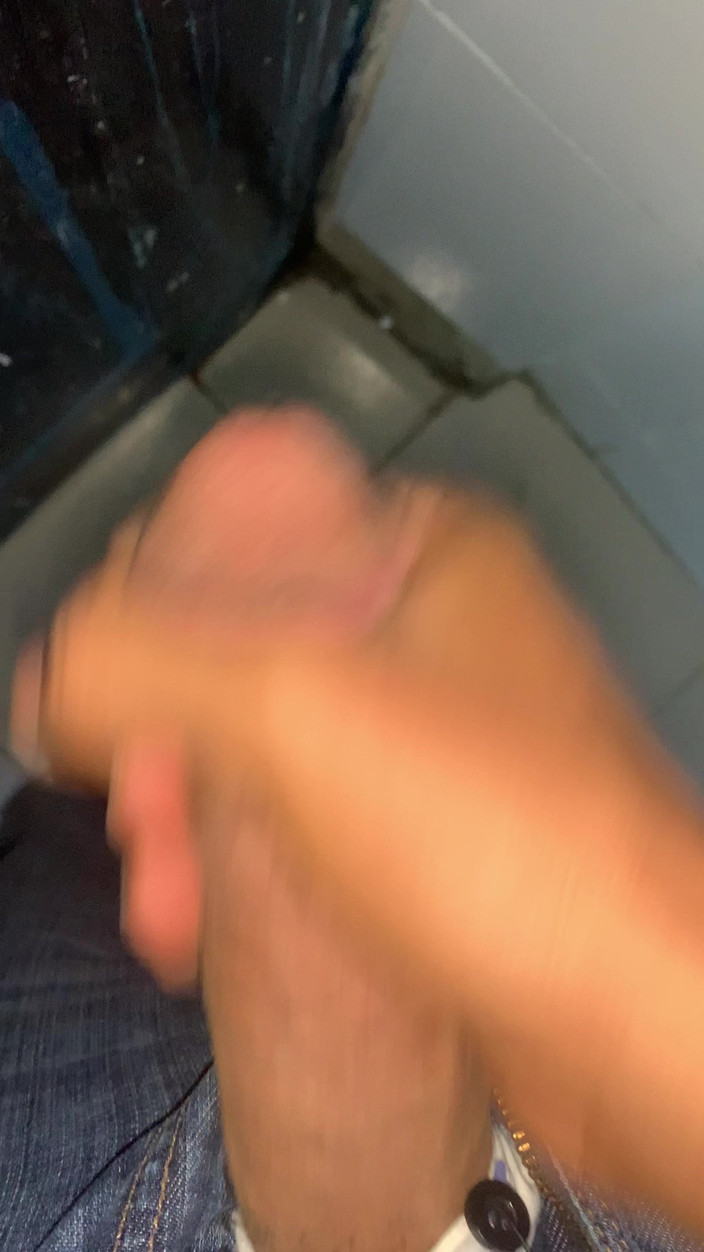 Preek Fans: Ho dovuto segarmi perché mi sento eccitato al lavoro