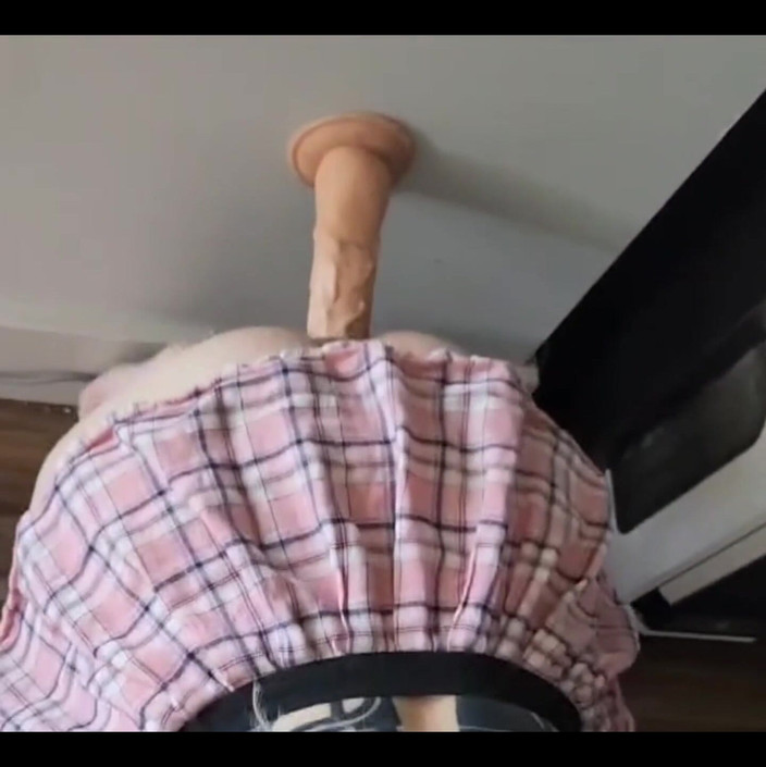 August Harper: Jak bych zacházila s dobrým tlustým ptákem