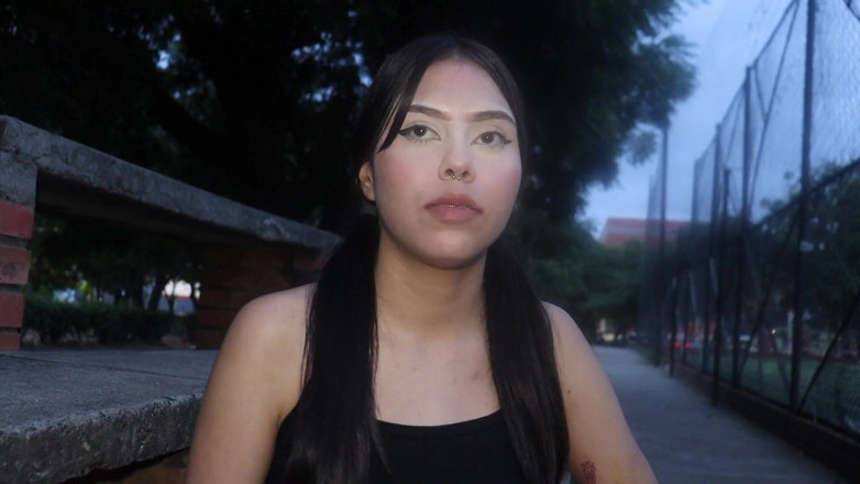 Vanessacoxxx: Am mers la jogging și am găsit o fată frumoasă zveltă...