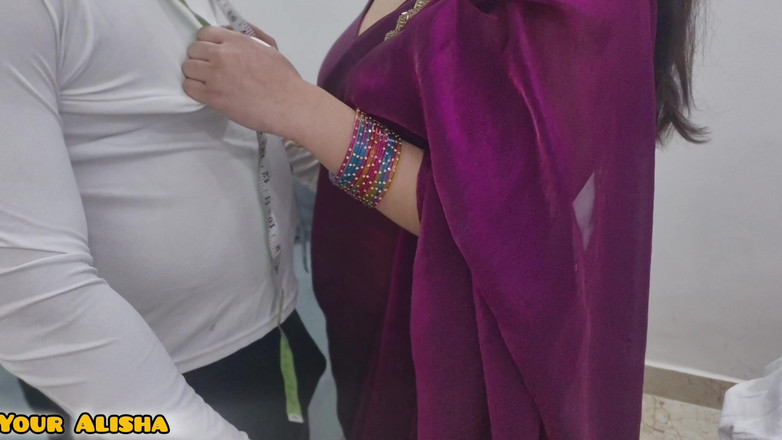 Your Alisha: 가게에서 재단사 유혹하는 음란한 Alisha