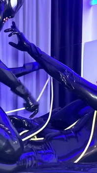 Horny Aliens - Alex Latex