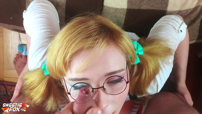 Sweetie Fox: Boyfriend facefuck student and doggy anal fuck