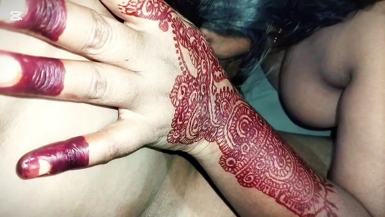 Sexybou69: Дезі сільська подруга жорстко трахається.