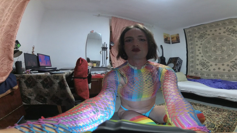 Sisssyl: Kecantikan dengan lada bermain