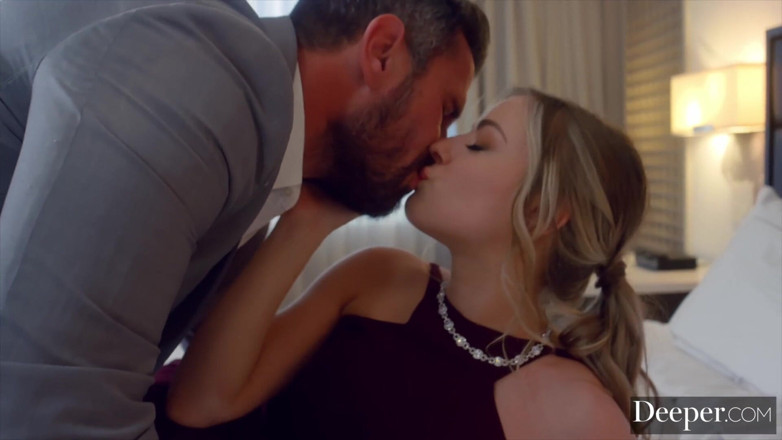 Deeper: Deeper. Bridesmaid Anna Claire Distracts the Jilted Groom