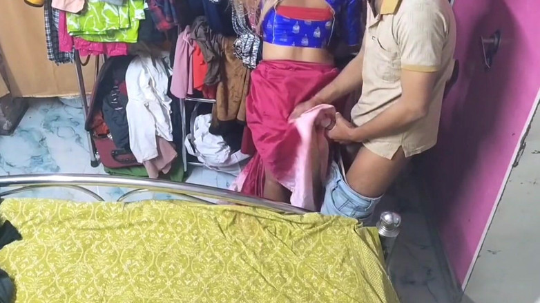 Fantacycutting: Bhabhi의 핫한 젊은 의붓딸 - 그녀의 보지를 잘 따먹어