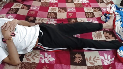 Desi__Panda: Wow pertama kali aku menyentuh kontol monster besar saudara tiriku