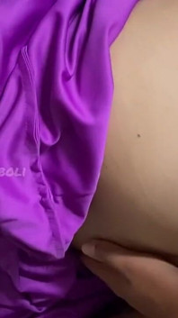 玻利维亚乔丽塔与朋友录制大量自制色情影片的完整视频