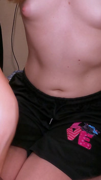 My Stepsister Helped Me Cum with Her Hands!