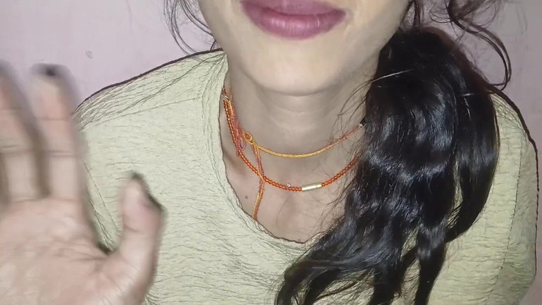 seema: Chị kế nói hãy rời bỏ tôi