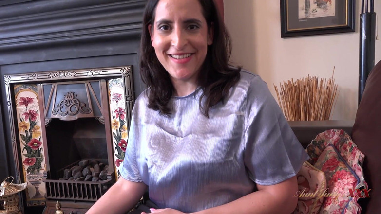 Aunt Judy's XXX: Stepauntjudysxxx - ibu kos super semokmu lorelei lagi asik mainin memekmu...