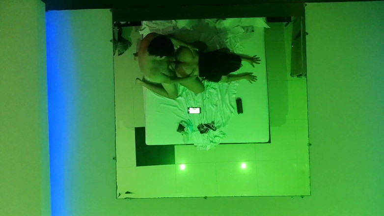 Egyptian taboo clan: Egyptská sharmota neon, ložnice a žhavý sex