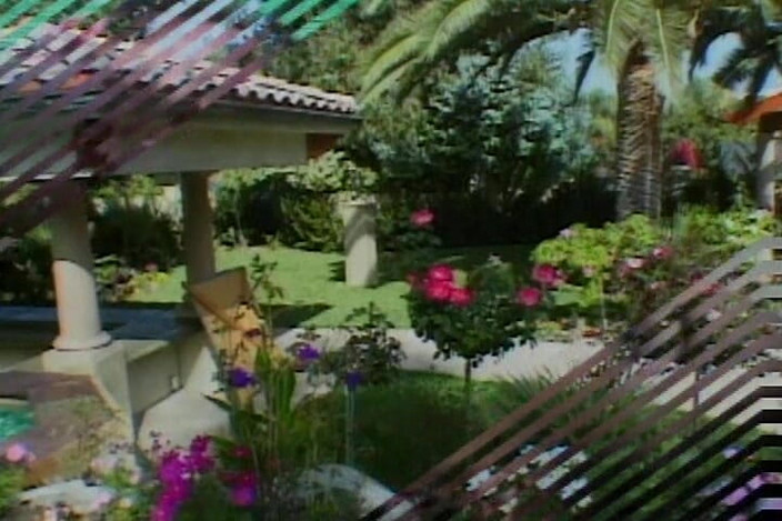 Lovers Of Vintage: 超级热辣的宝贝在户外硬肛交后吃精液