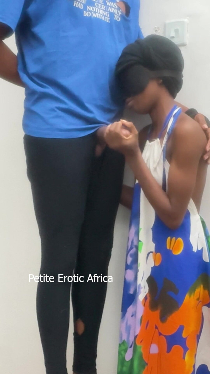 Petite Erotic Africa: Too Tight to Get in
