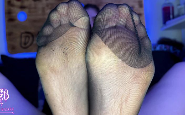 Zara Bizarr: Stinky Nylon Feet for the Chate Slave