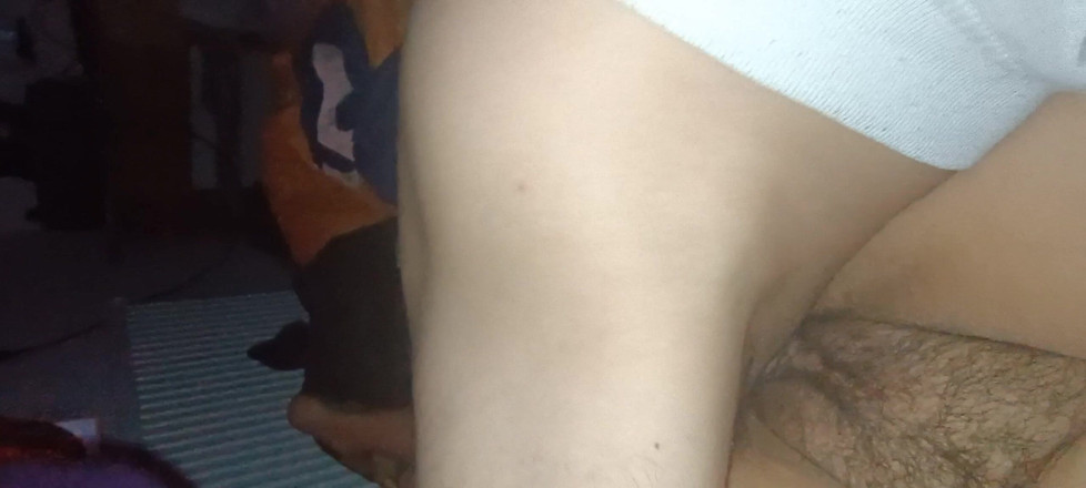 Ionut899: सौतेले पिताजी मुझे किसी भी तरह से चोदते हैं जो वह चाहता है