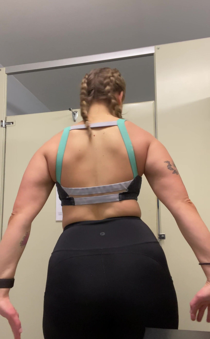 Siri Dahl: Forte é sexy