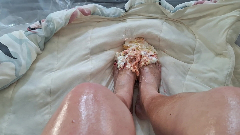 Victoria Lecherri: Für Meine Fuß- Und Essensspielliebhaber!