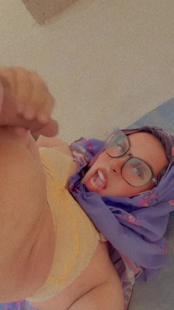 Apple00001: Jsem svobodný a žíznivý v čase.