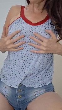 Perverted Jeans Shorts Sharing Lips Pussy