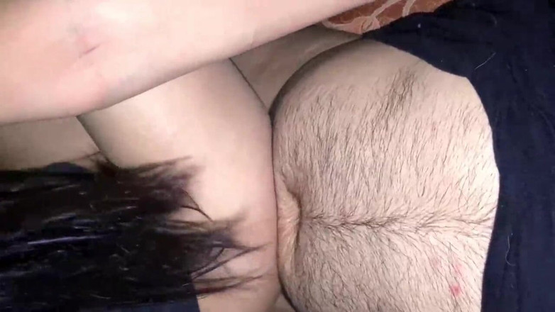 Rajiya: Ciocia zerżnięta w pieska