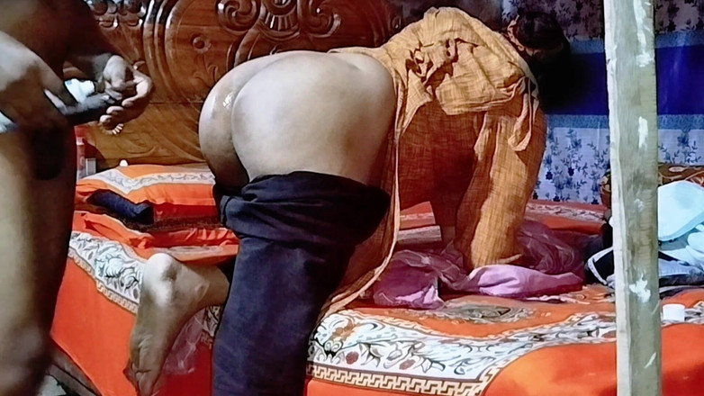 Deshi women: Anální sex s mladou dívkou poprvé