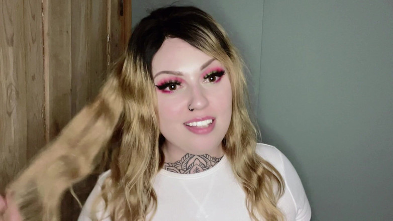 Miss Valentina: Wedgie umiliante - istruzioni per masturbazione