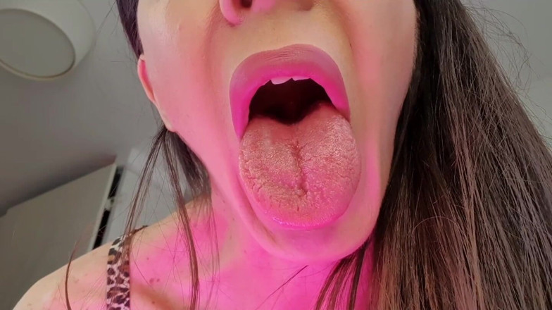 Sofia Star: Giant Girl Wants to Eats You