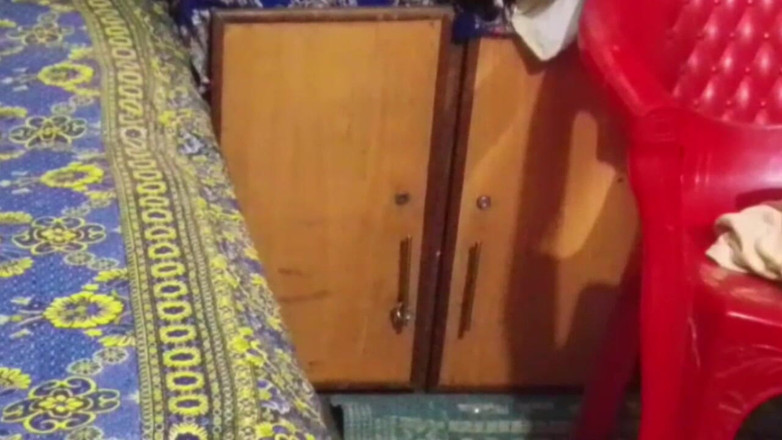 Common Keywords: Krásná indická dívka ošukaná sousedem