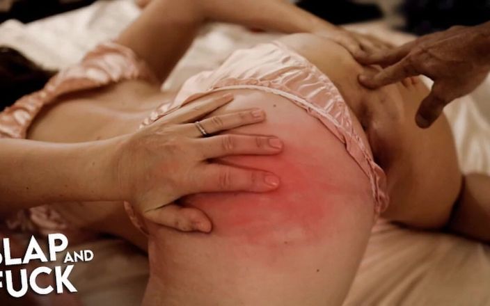 Sexy O2: लंड बटर की तरह स्लाइड करता है मेरी फ्रेंच पत्नी सबसे अच्छी काउगर्ल है