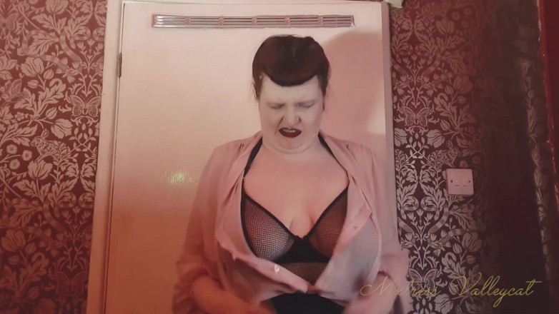 Mxtress Valleycat: Body Snatched