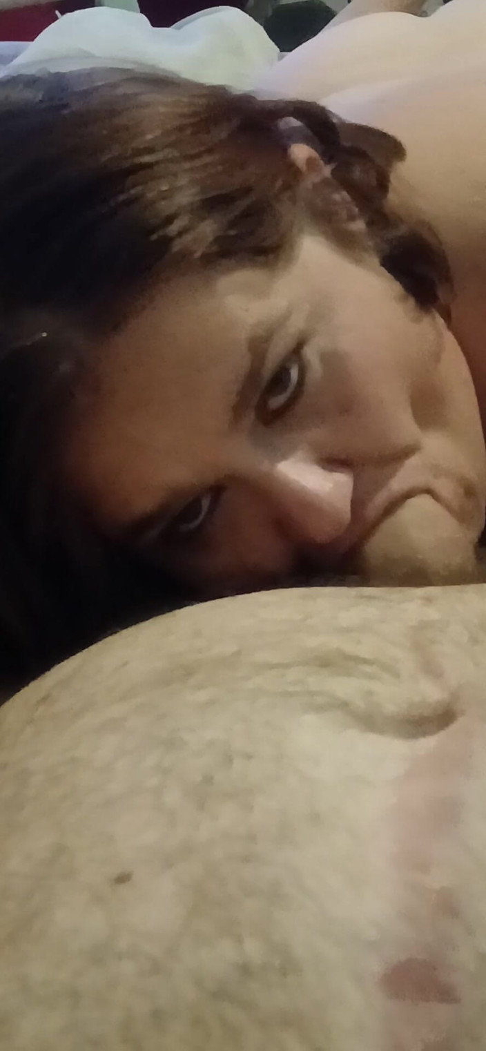 MAGLIGHTGIRL69: Boquete de olhos azuis