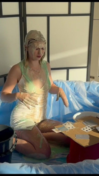 Georgia Brown in the Card Stack Challenge!