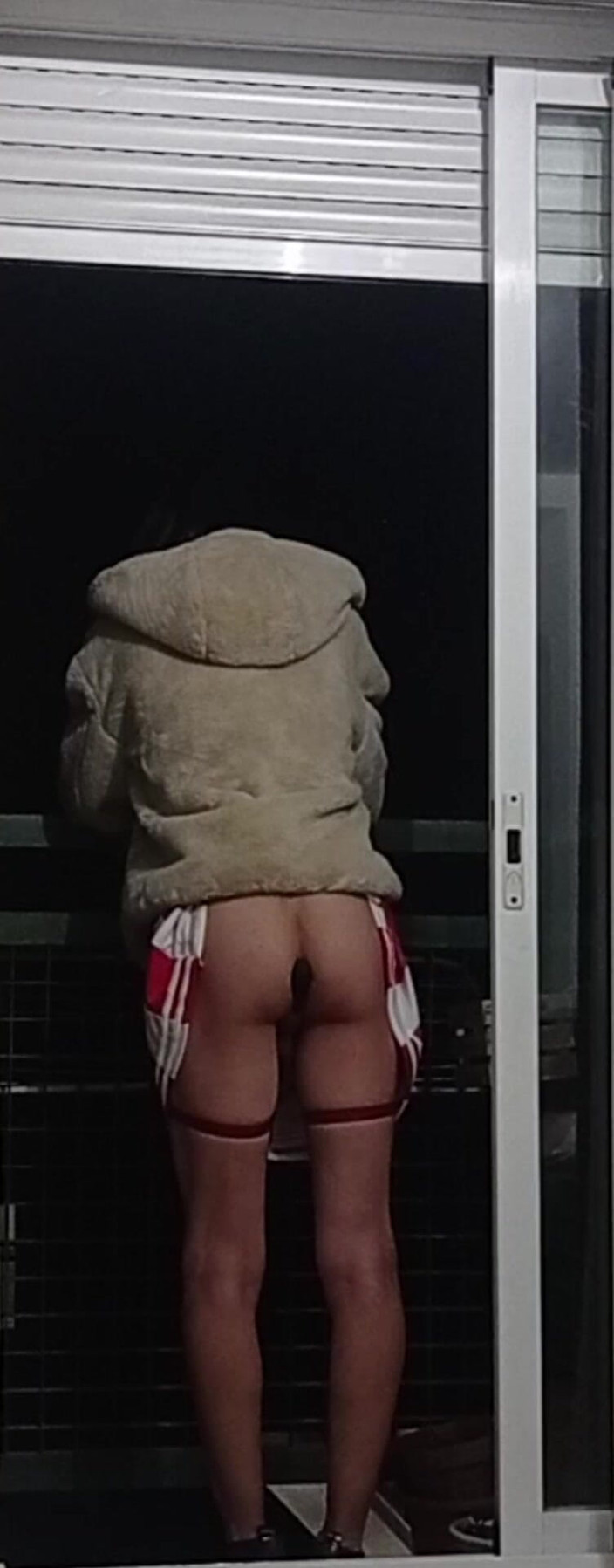 Penelopene27: Femboy Outdoor