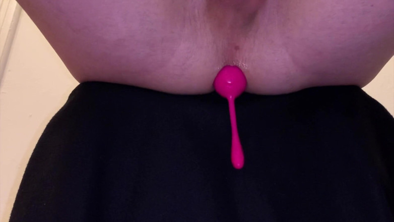 DIQRYDR: DIQRYDR - New toy makes me cum superfast