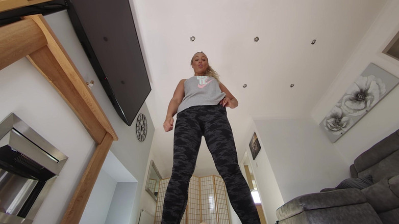 Jimmy Draws: Beth Bennett - Umplutură cu chiloți pe față