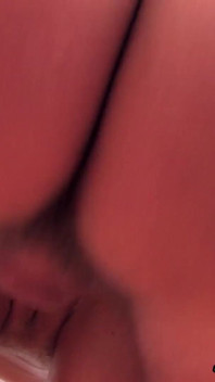 Shake the snake - big tits cumpilation