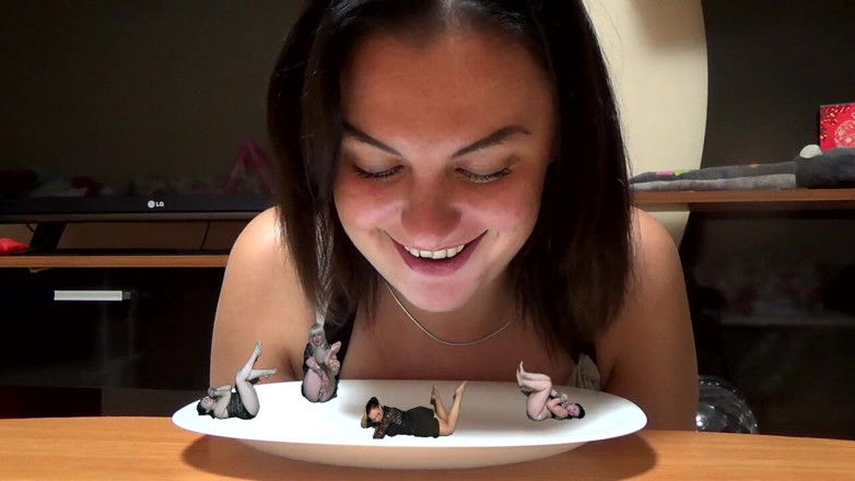 Goddess Misha Goldy: 私は4人の女の子を食べます。うーん、うまい!