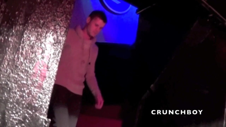 FRENCH AMATORS SEXTAPES: Two sexy twinks fucking in backroom