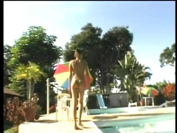 TRANS-ATLANTIC: Grande chico disfruta de chica trans