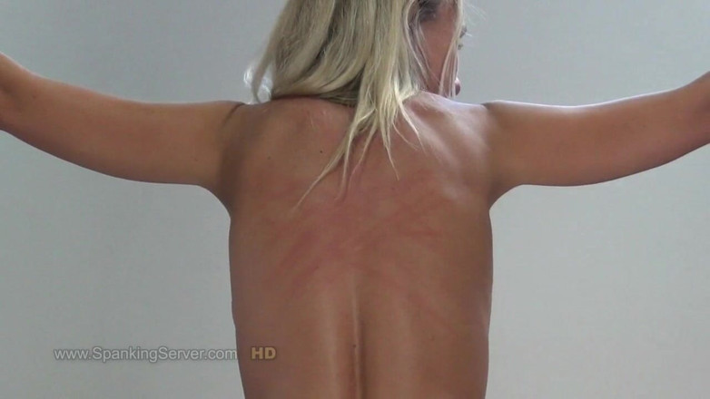 Spanking Server: Lea's bare back whipping