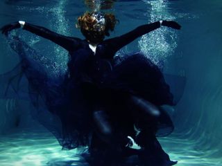 Arya Grander: Underwater shooting - full backstage