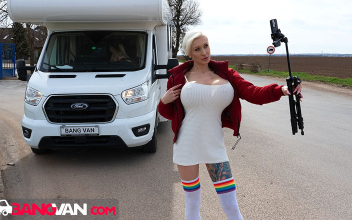 Bang Van: Sensational MILF Tanya Virago Interrupts Her Live Stream for a...