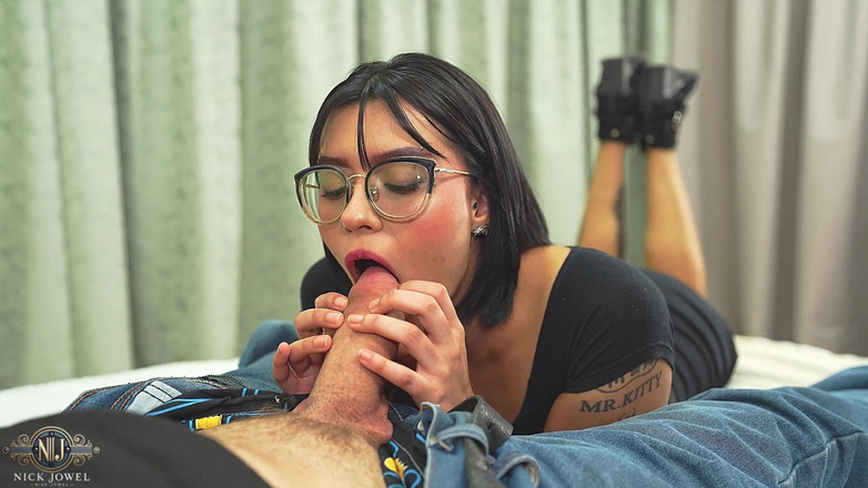 NickJowel: Я обманываю друга, чтобы он сделал сексфликс!