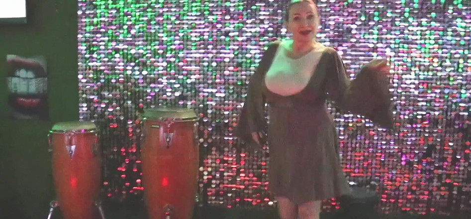 MariaOld: तुम मुझे पब में डांसिंग करते हुए देखते हो हम भागने लगते हैं